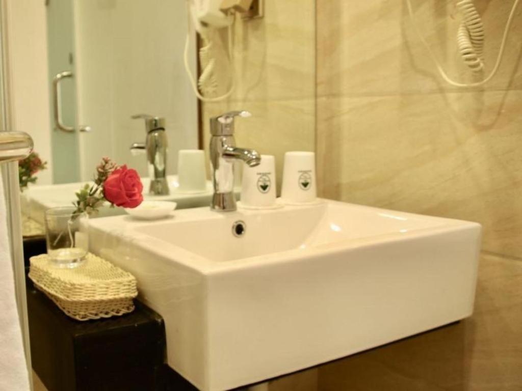 Greentree Inn Zhejiang Ningbo South Railway Station Express Hotel Εξωτερικό φωτογραφία