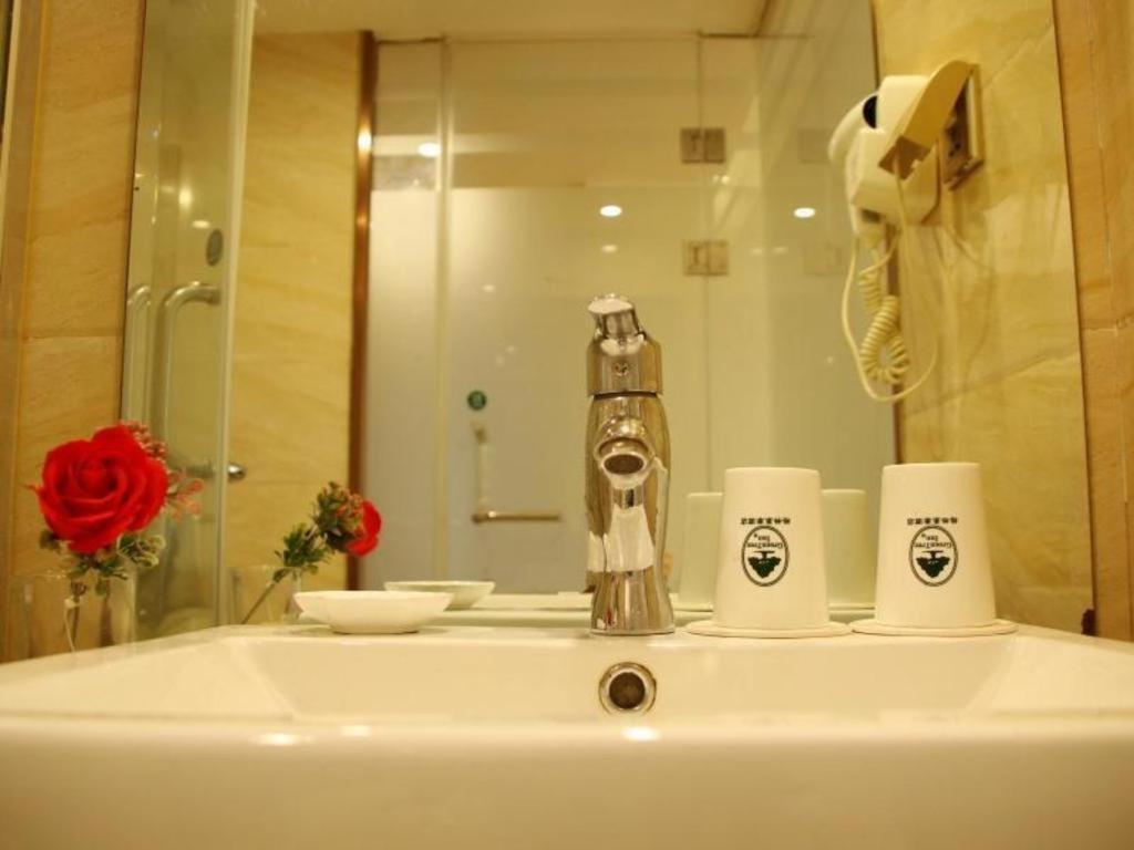 Greentree Inn Zhejiang Ningbo South Railway Station Express Hotel Εξωτερικό φωτογραφία